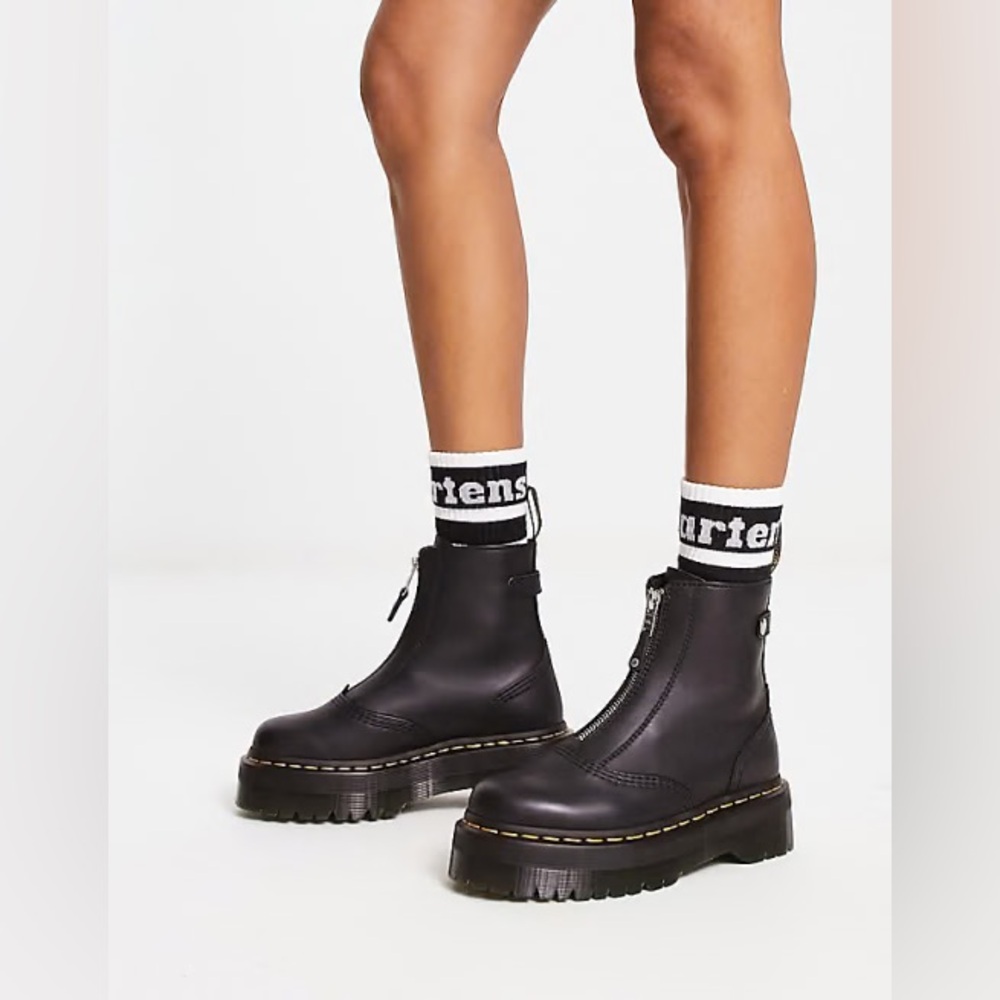 NWOB Dr Martens Jetta Zipped Sendel Black 100% Leather Platform Boots Sz 8 - Picture 3 of 8